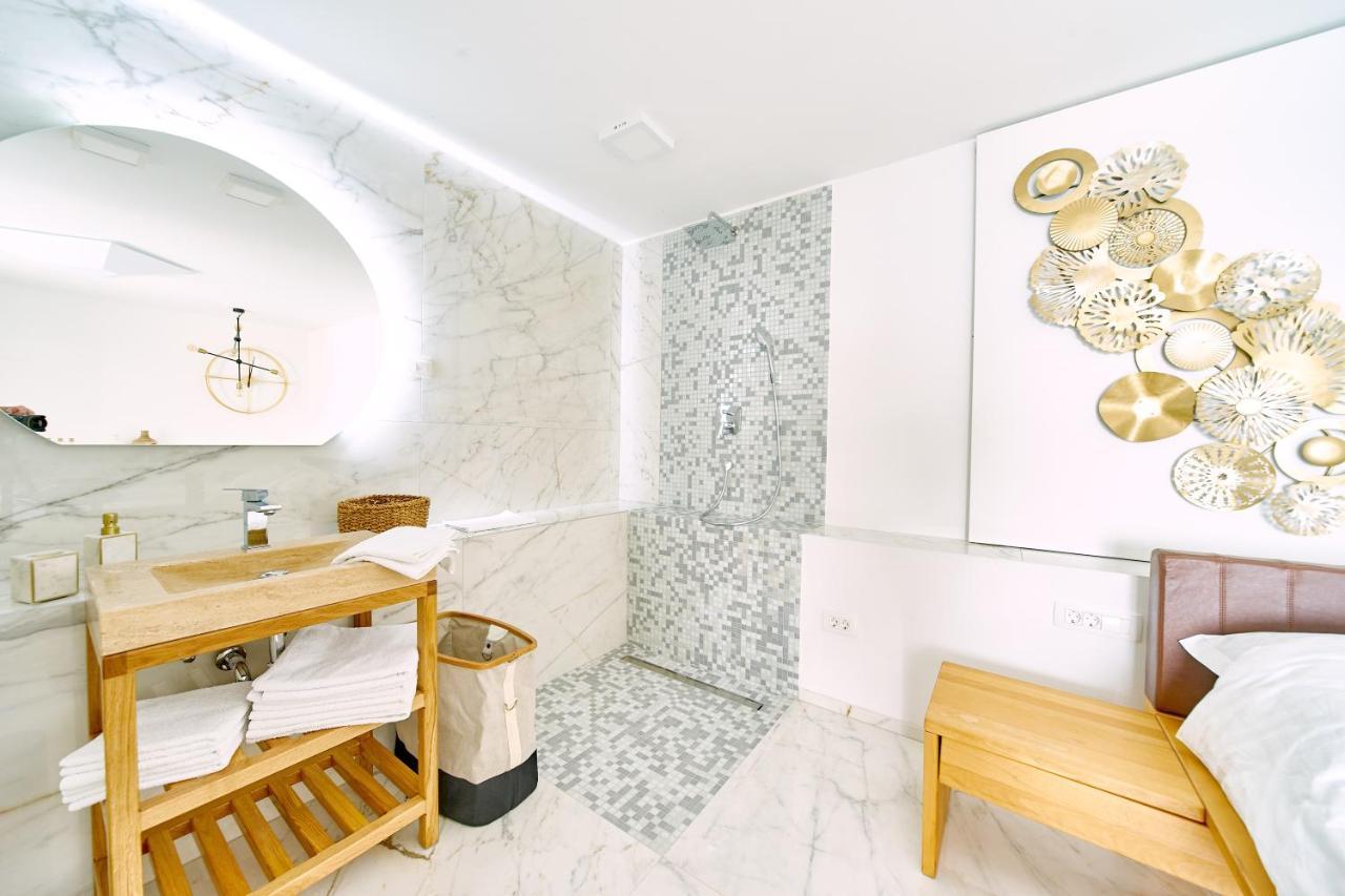 Gallery Luxury Suites & Rooms سبليت المظهر الخارجي الصورة