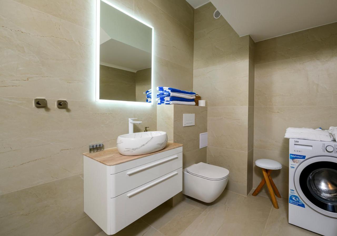 Gallery Luxury Suites & Rooms سبليت المظهر الخارجي الصورة